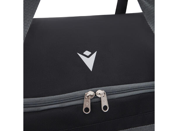 Load Utstyrsbag Stor utstyrsbag med hele 98 liter volum 